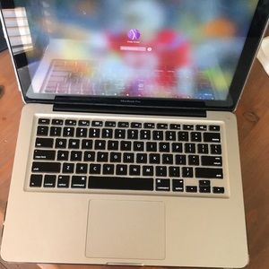Mac / Apple laptop